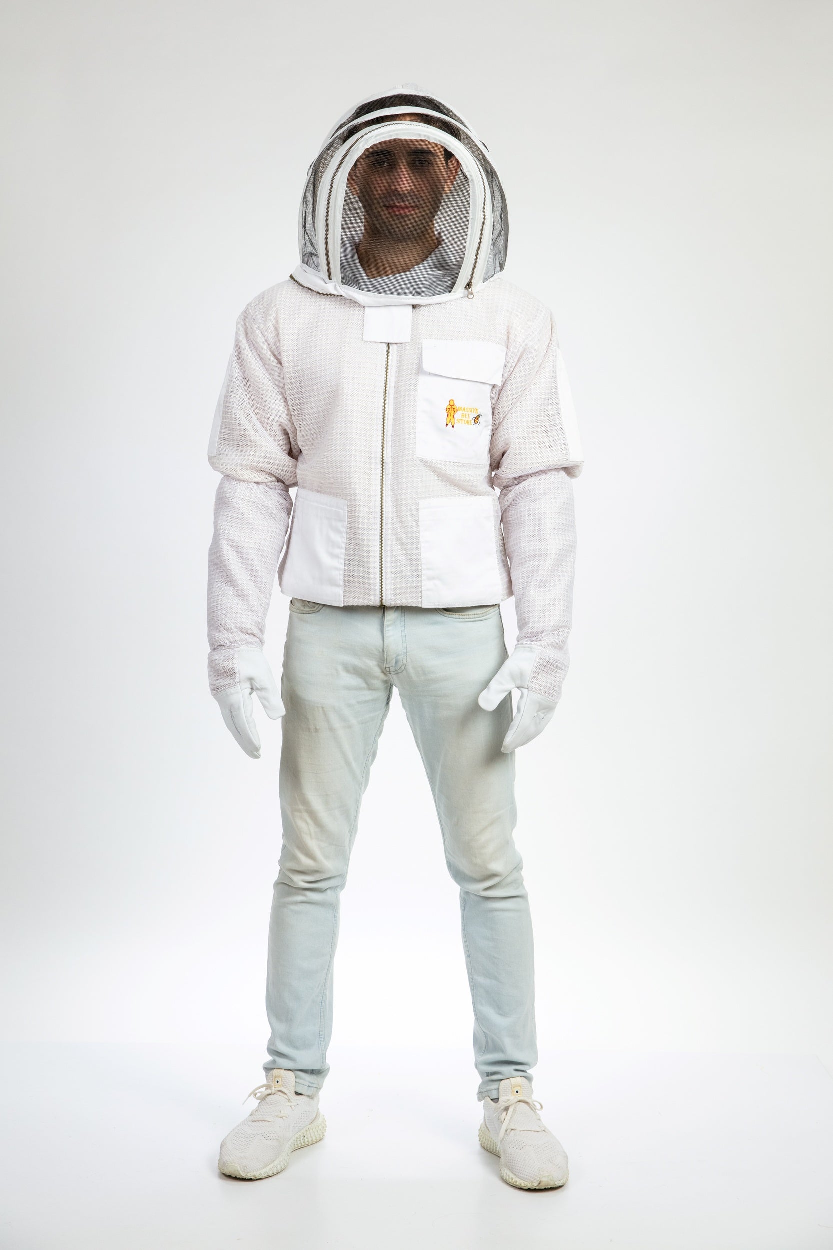 White Beekeeping Ventilated Jacket with Fencing Veil