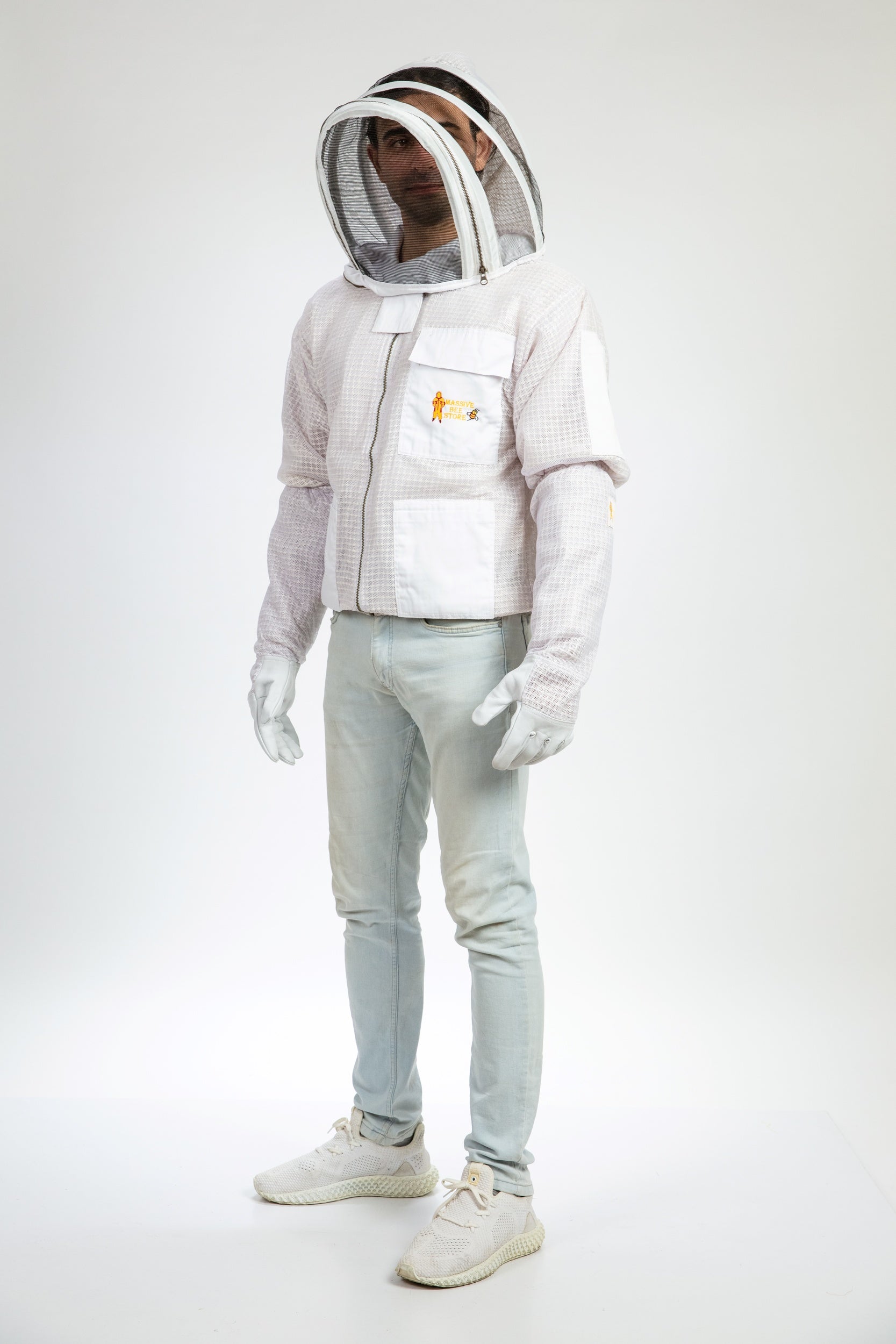 White Beekeeping Ventilated Jacket with Fencing Veil